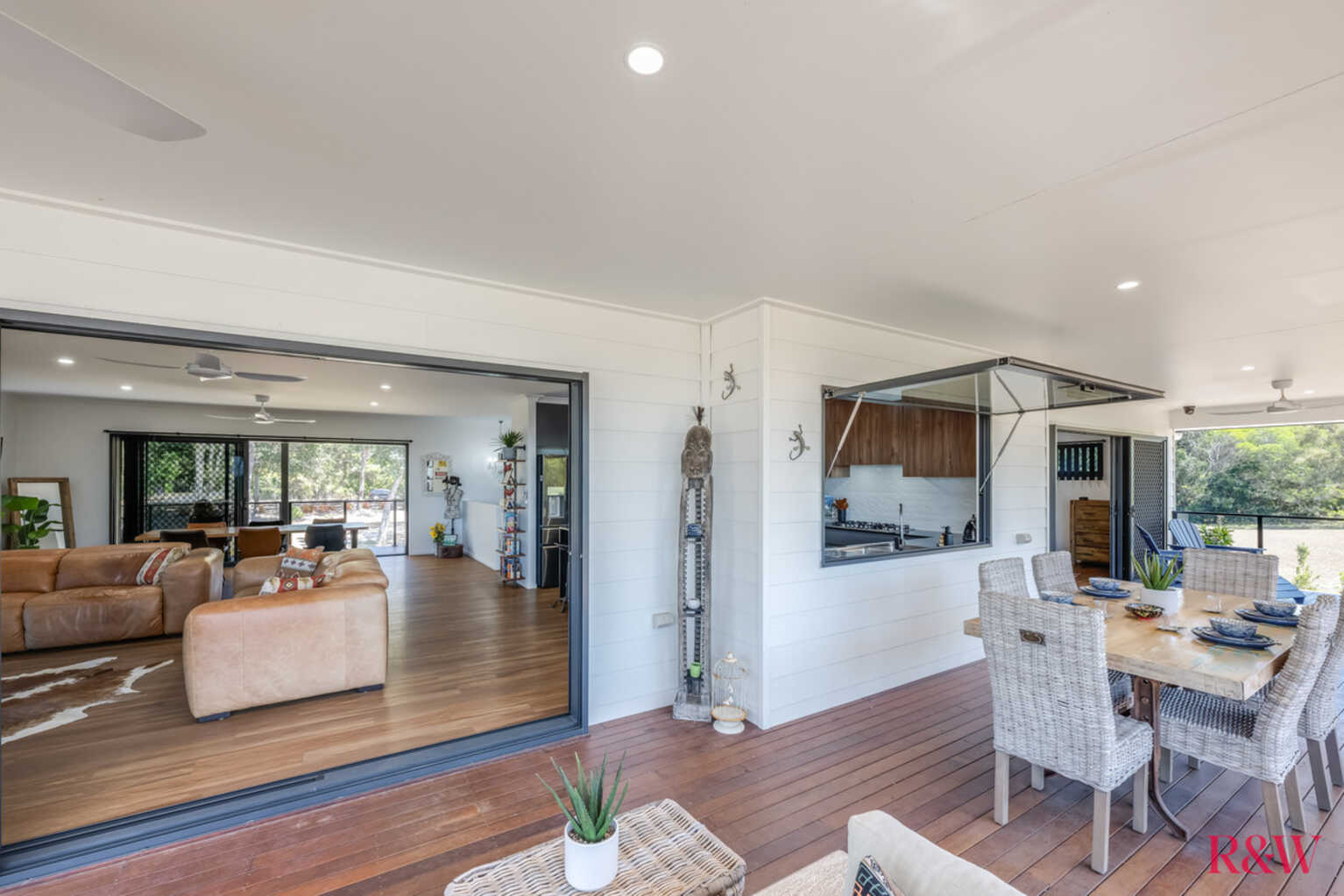 262 Sylvan Drive Moore Park Beach