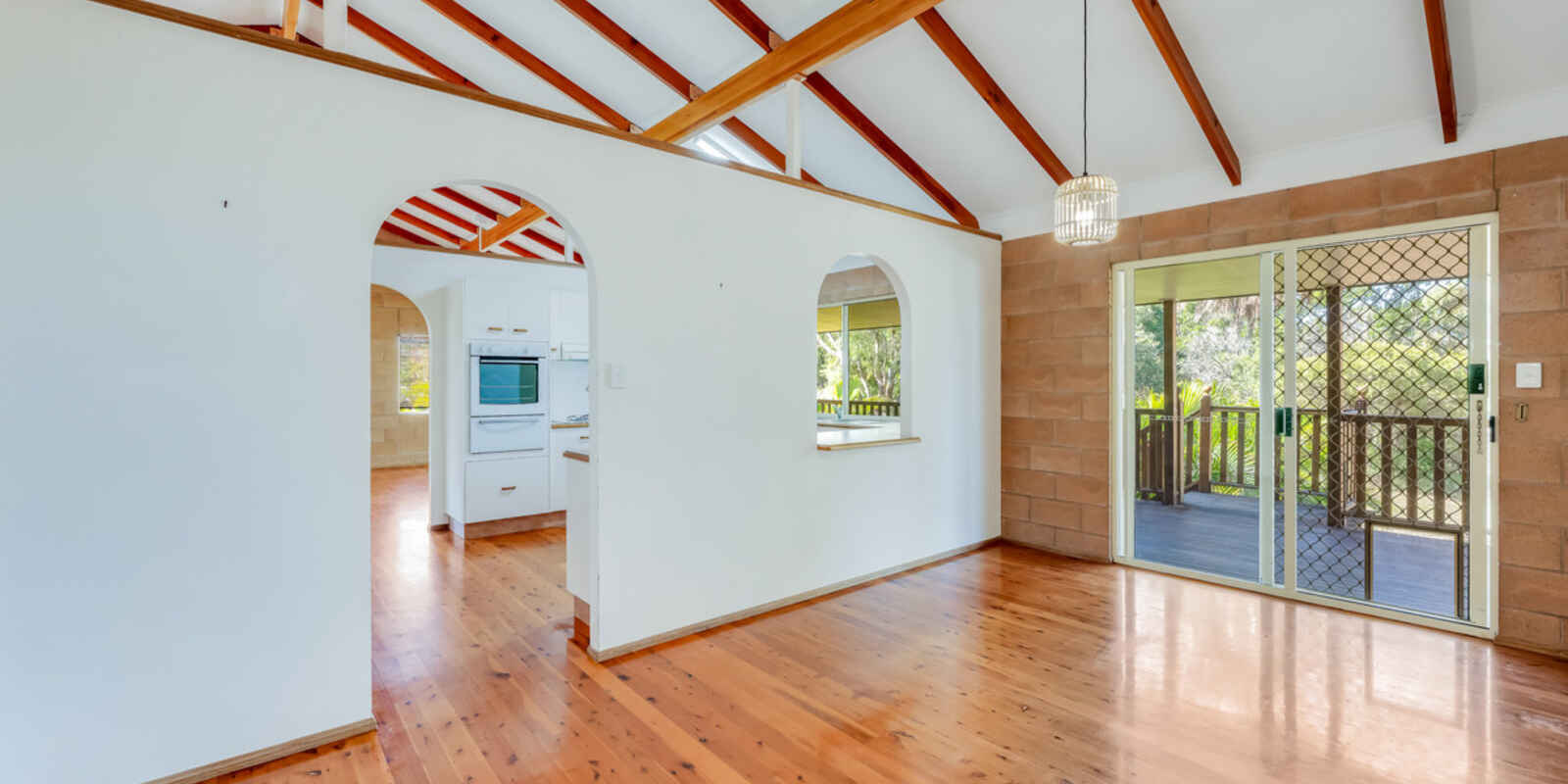 66 Sylvan Drive Moore Park Beach 66 Sylvan Drive Moore Park Beach