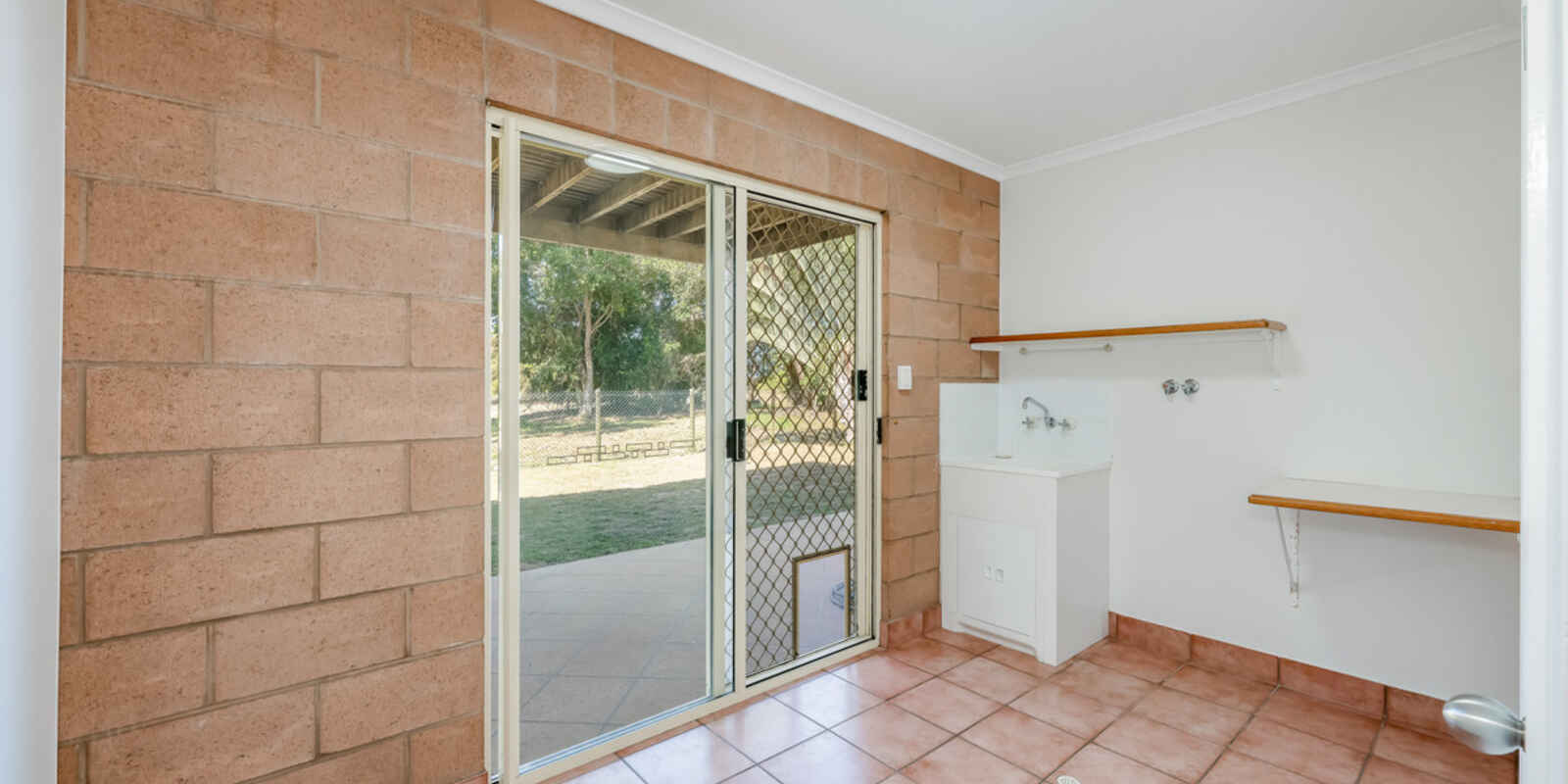 66 Sylvan Drive Moore Park Beach 66 Sylvan Drive Moore Park Beach