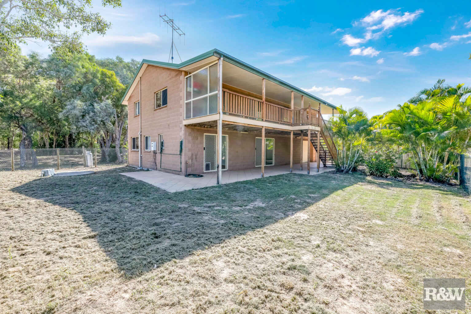 66 Sylvan Drive Moore Park Beach 66 Sylvan Drive Moore Park Beach