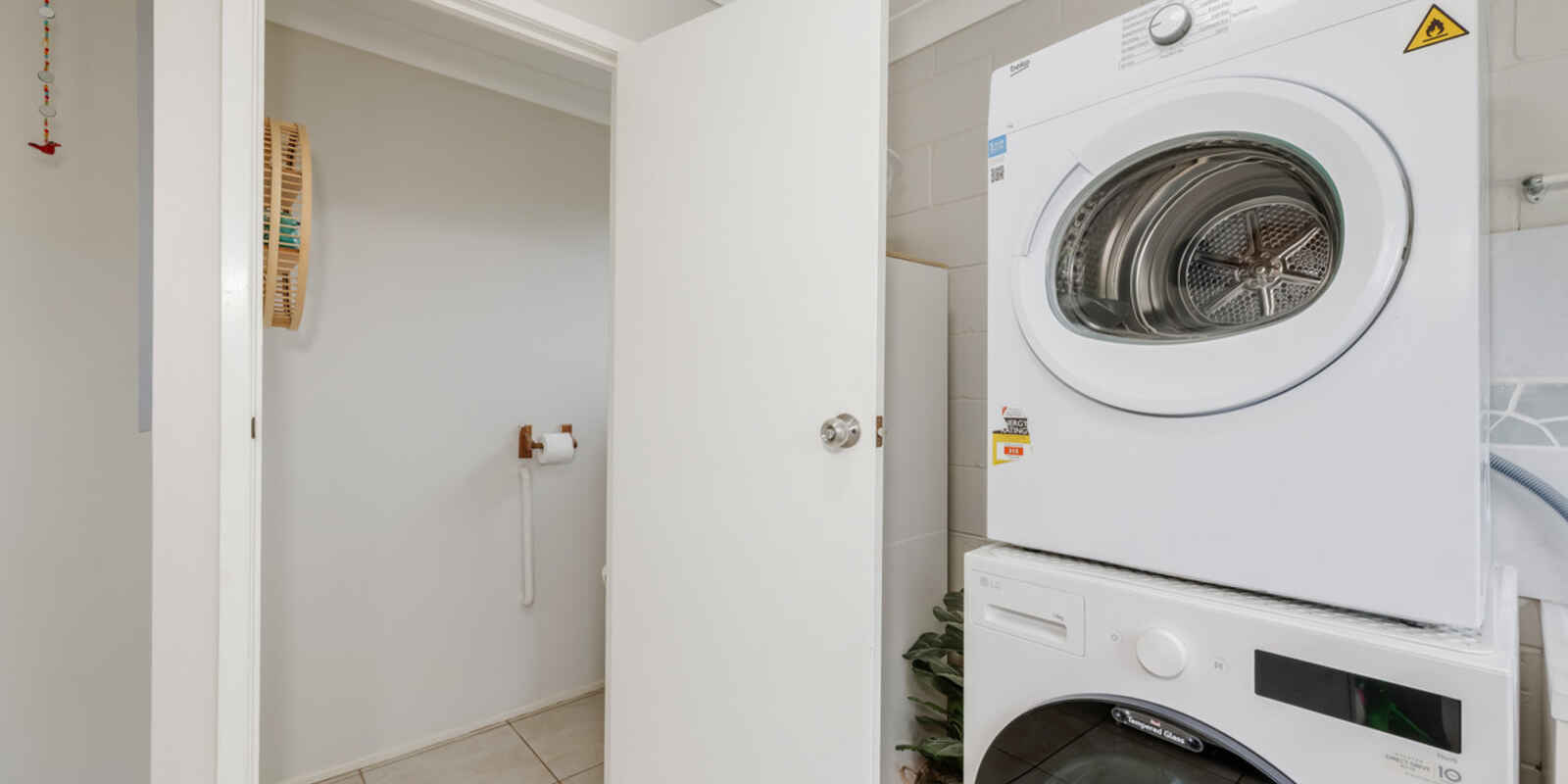 30 SUNSET Drive Thabeban