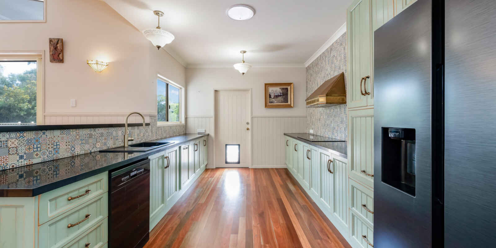 86 Sylvan Drive Moore Park Beach 86 Sylvan Drive Moore Park Beach