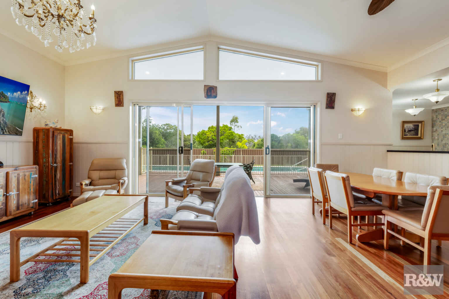 86 Sylvan Drive Moore Park Beach 86 Sylvan Drive Moore Park Beach