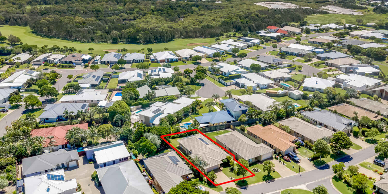 15 McCallum Close Coral Cove