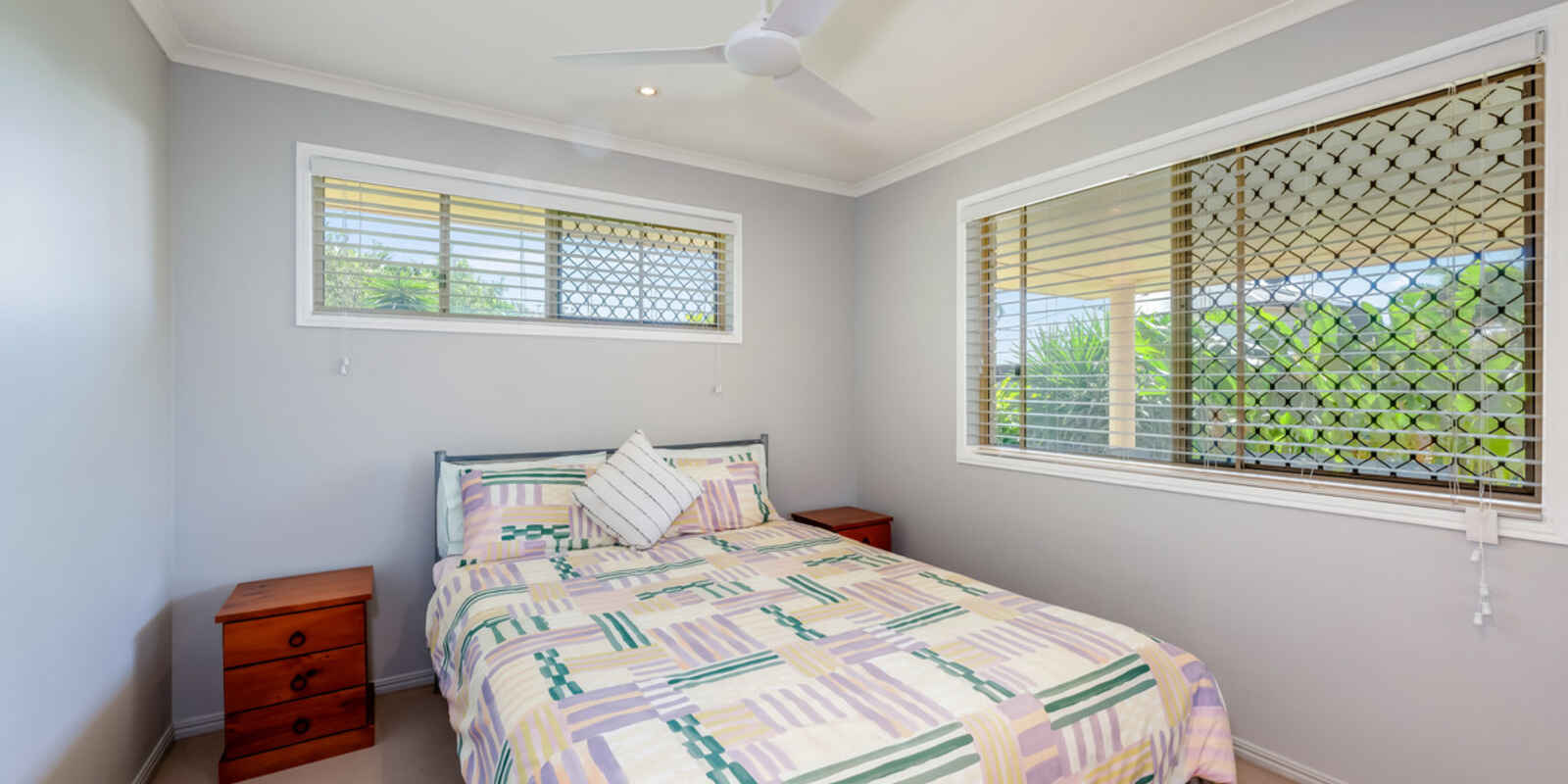 15 McCallum Close Coral Cove