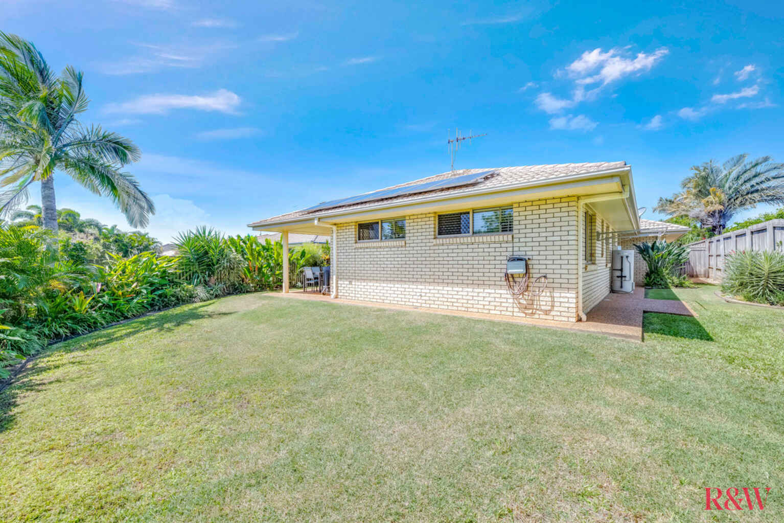 15 McCallum Close Coral Cove