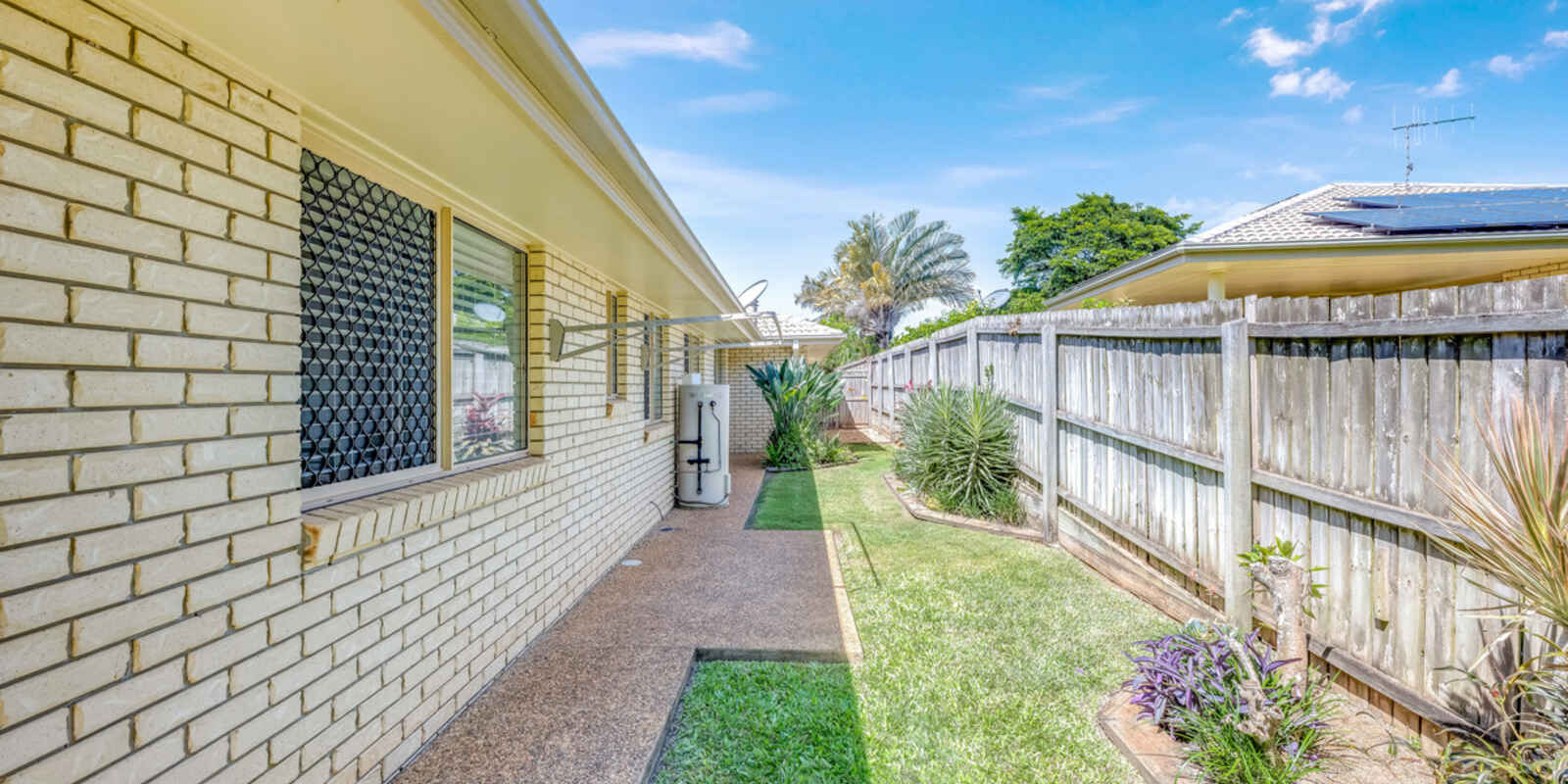 15 McCallum Close Coral Cove