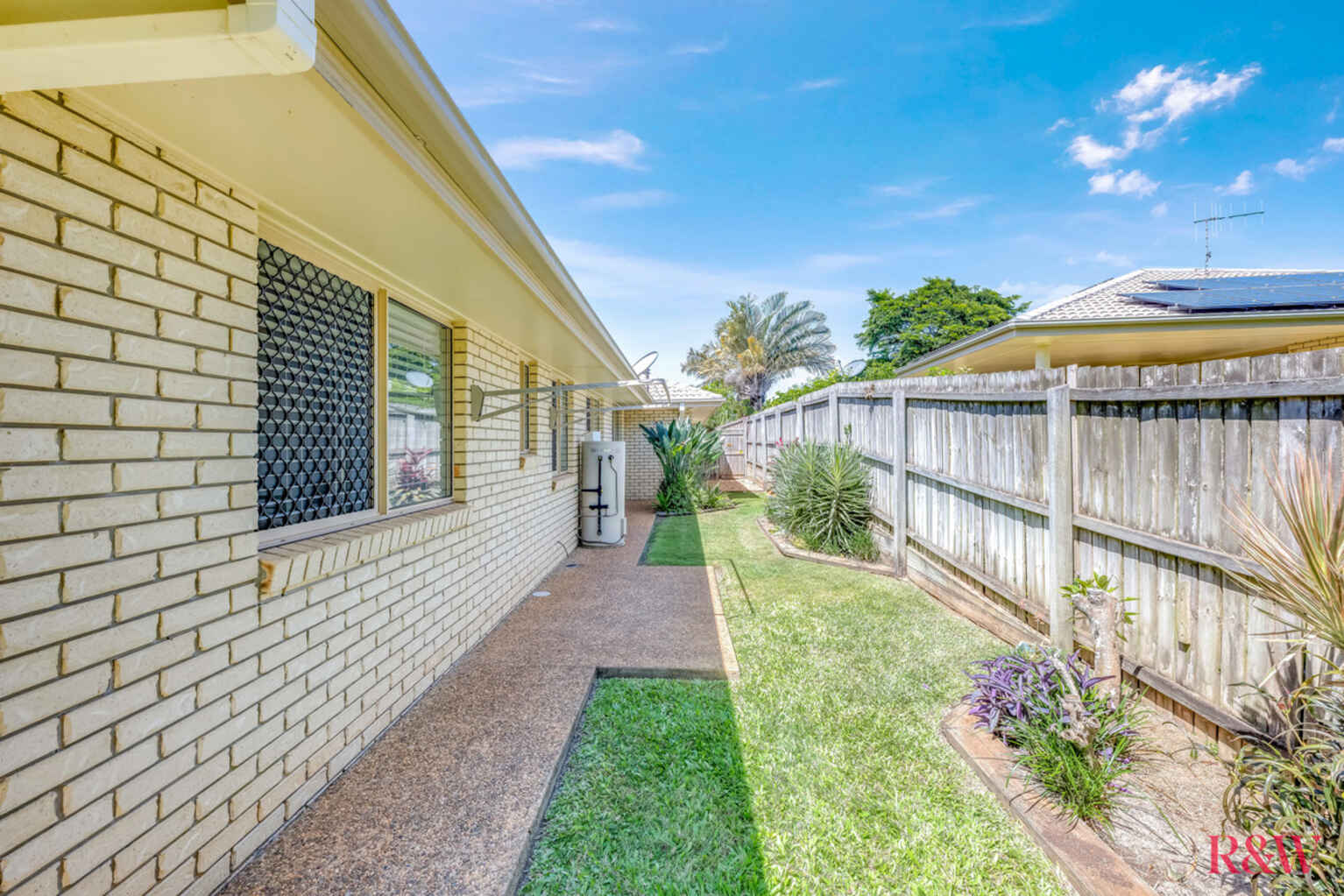 15 McCallum Close Coral Cove