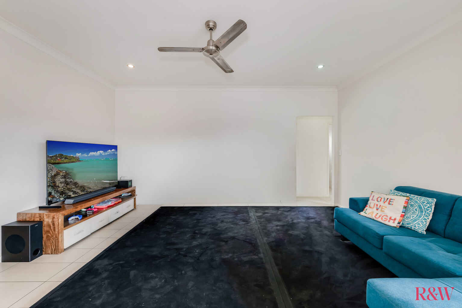 18 Banner Court Branyan