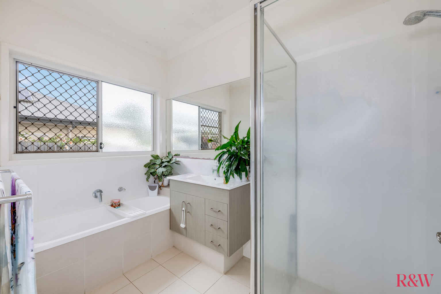 18 Banner Court Branyan