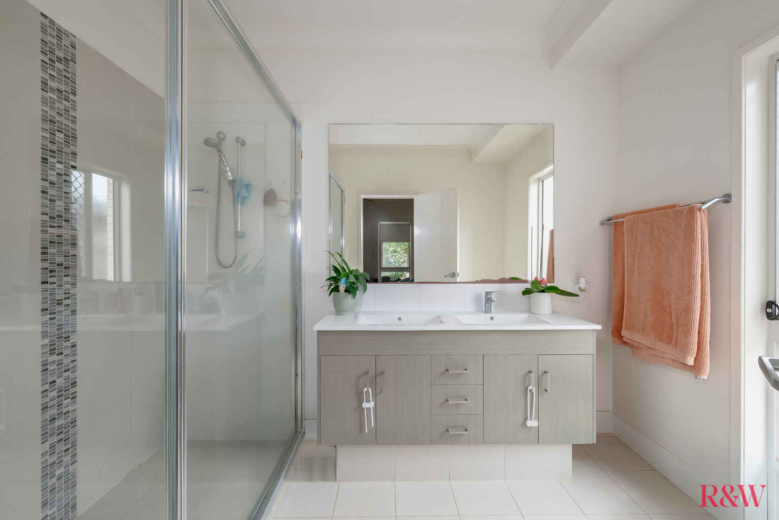 18 Banner Court Branyan