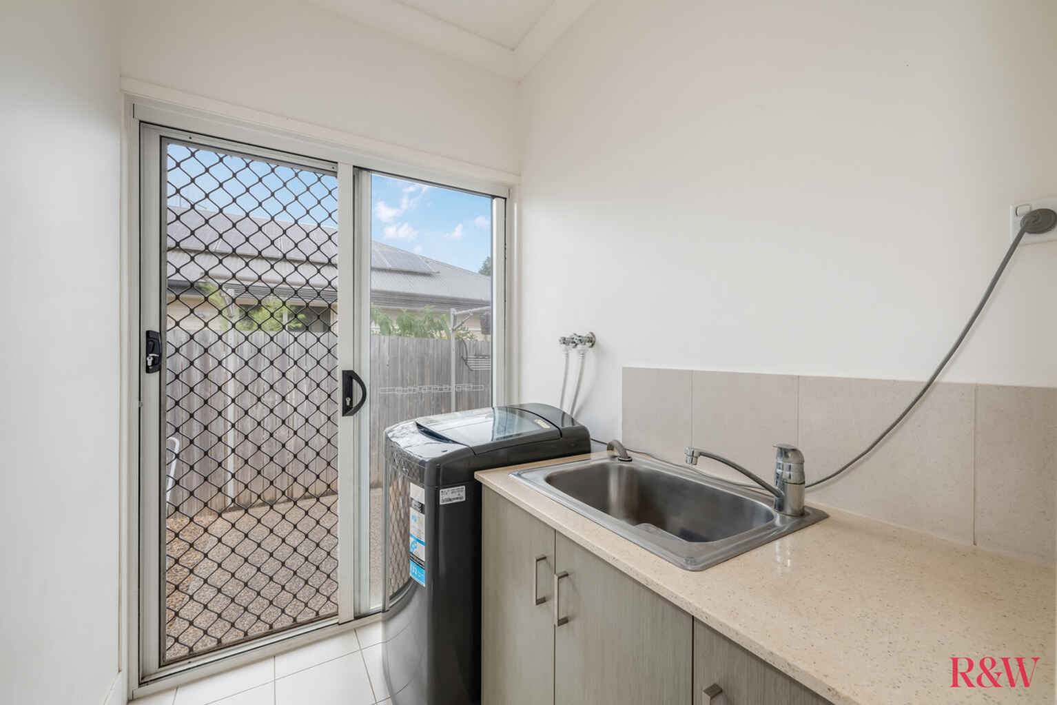 18 Banner Court Branyan