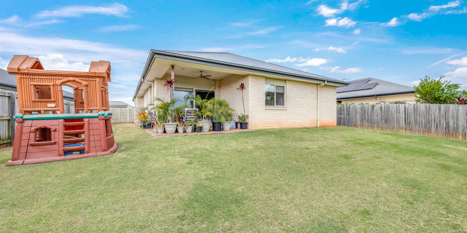18 Banner Court Branyan