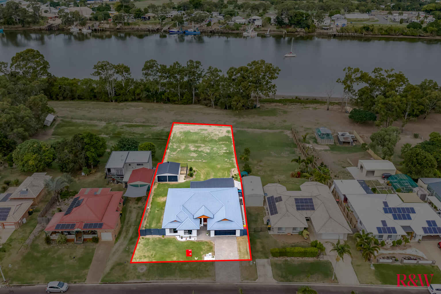 25 Mariners Way Bundaberg North
