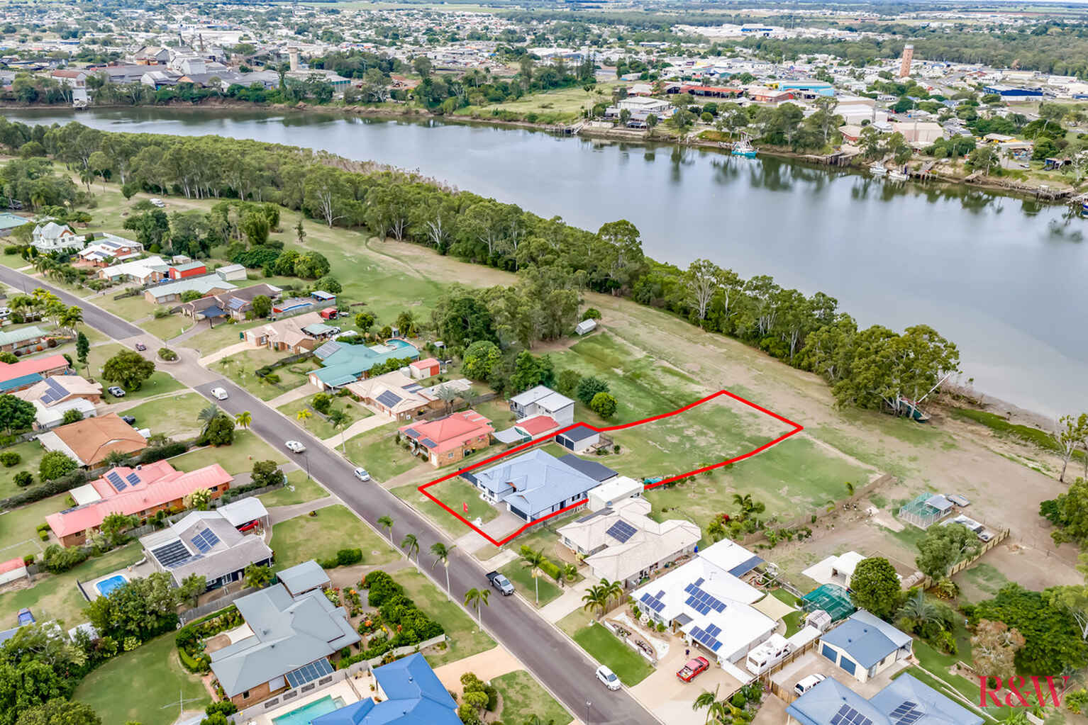 25 Mariners Way Bundaberg North