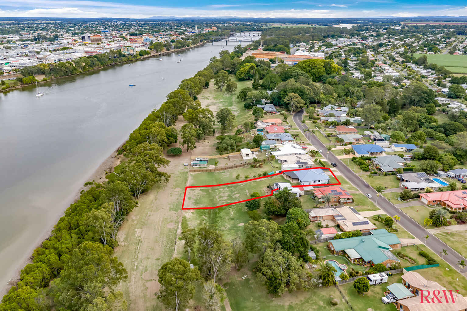 25 Mariners Way Bundaberg North