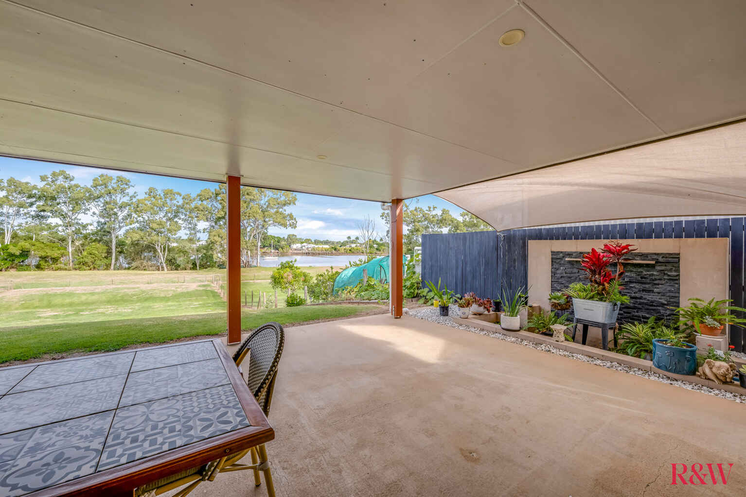 25 Mariners Way Bundaberg North