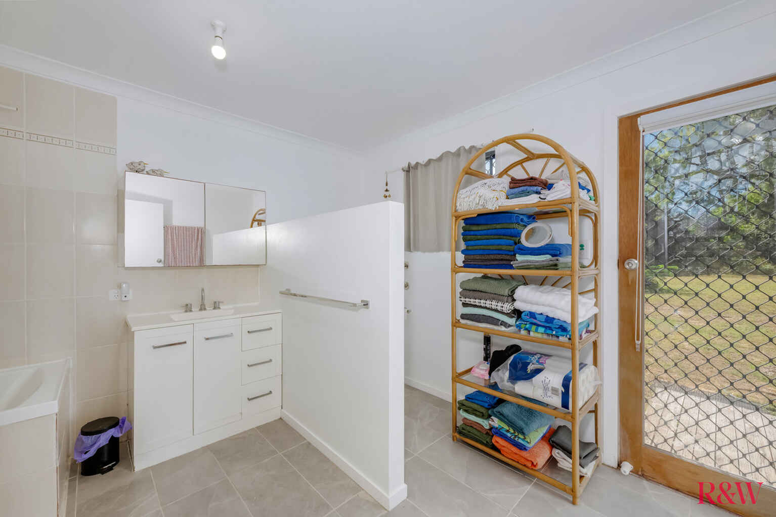 14 Sylvan Drive Moore Park Beach 14 Sylvan Drive Moore Park Beach