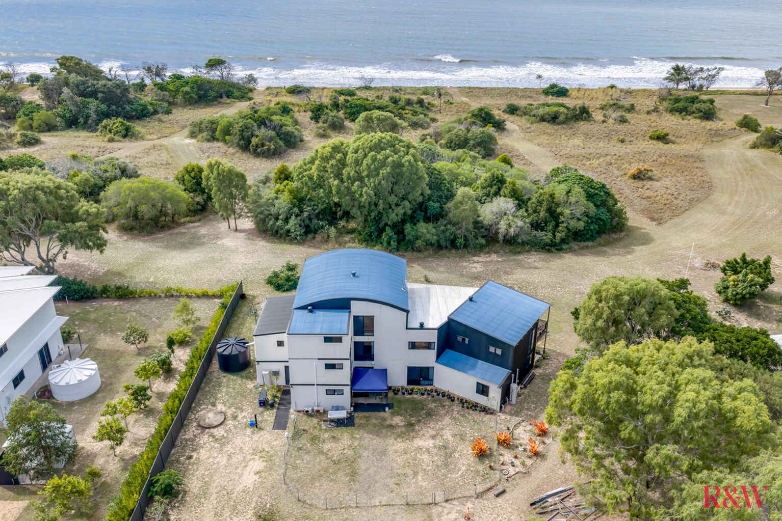 14 Sylvan Drive Moore Park Beach 14 Sylvan Drive Moore Park Beach