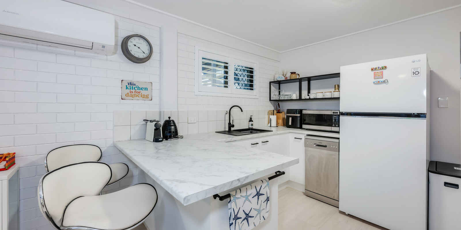 55 Pacific Boulevard Moore Park Beach