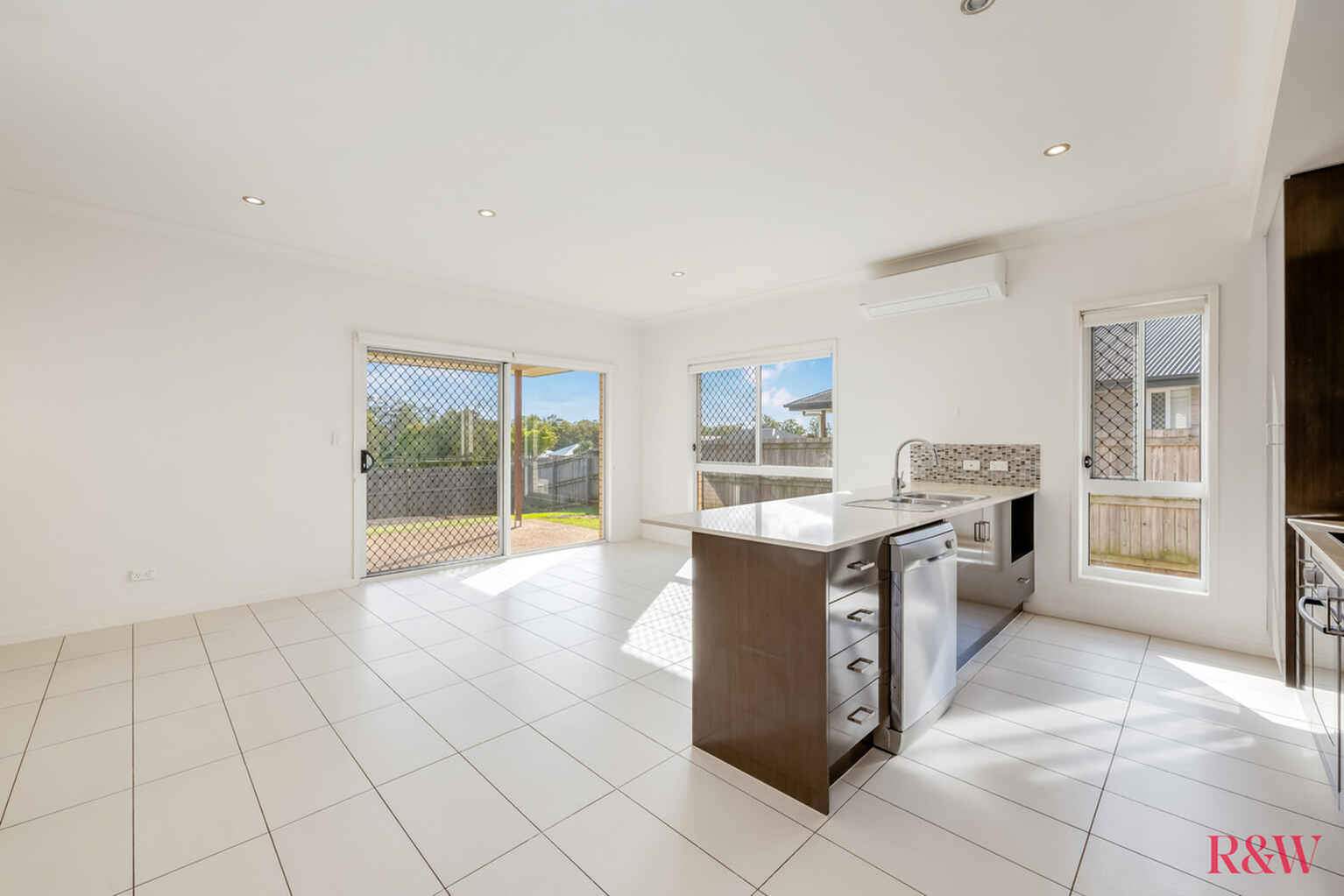 18 Banner Court Branyan
