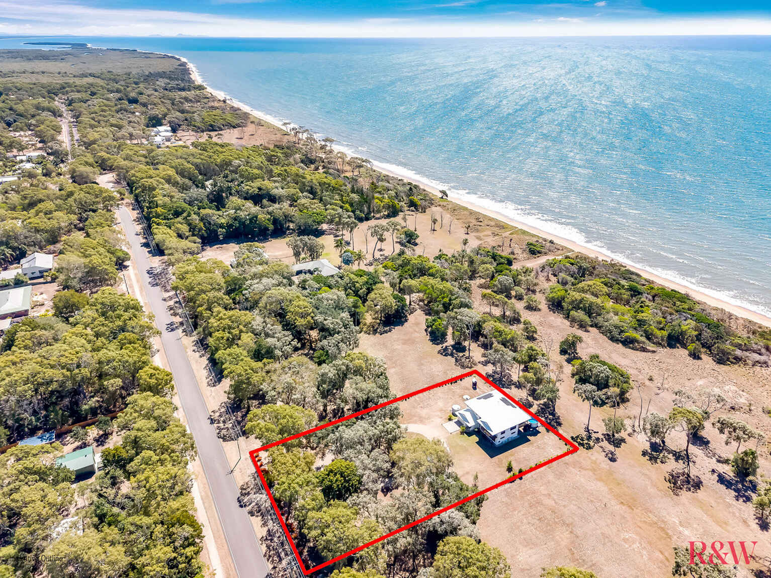 262 Sylvan Drive Moore Park Beach