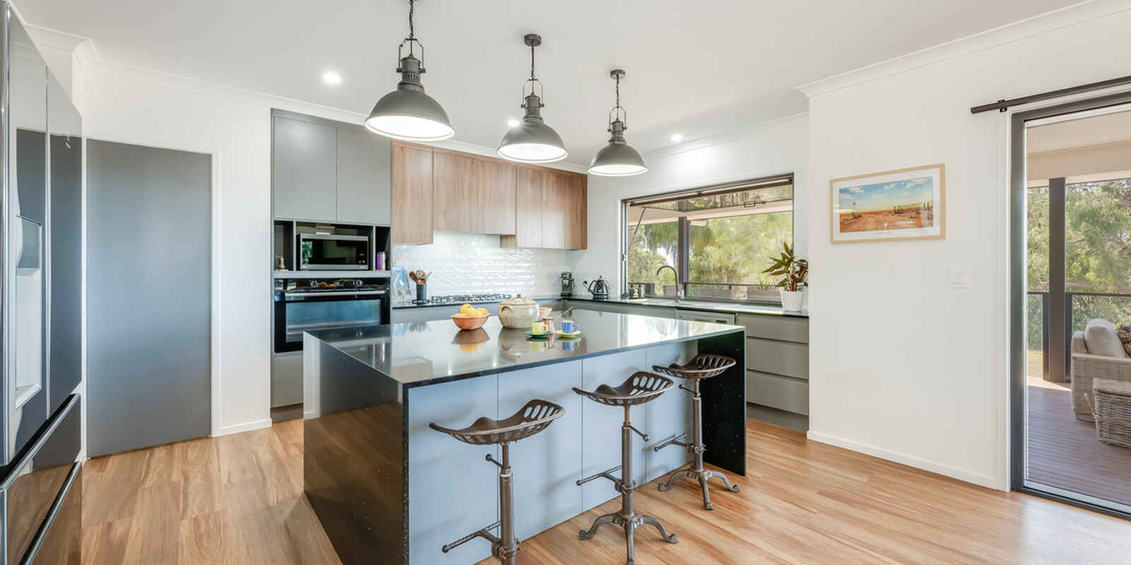 262 Sylvan Drive Moore Park Beach