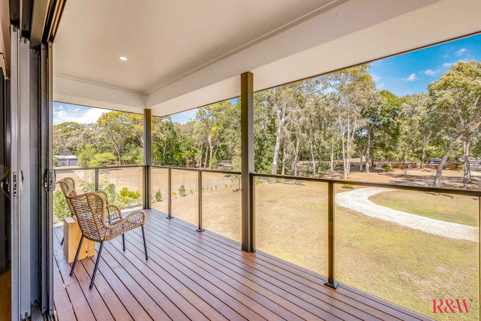 262 Sylvan Drive Moore Park Beach