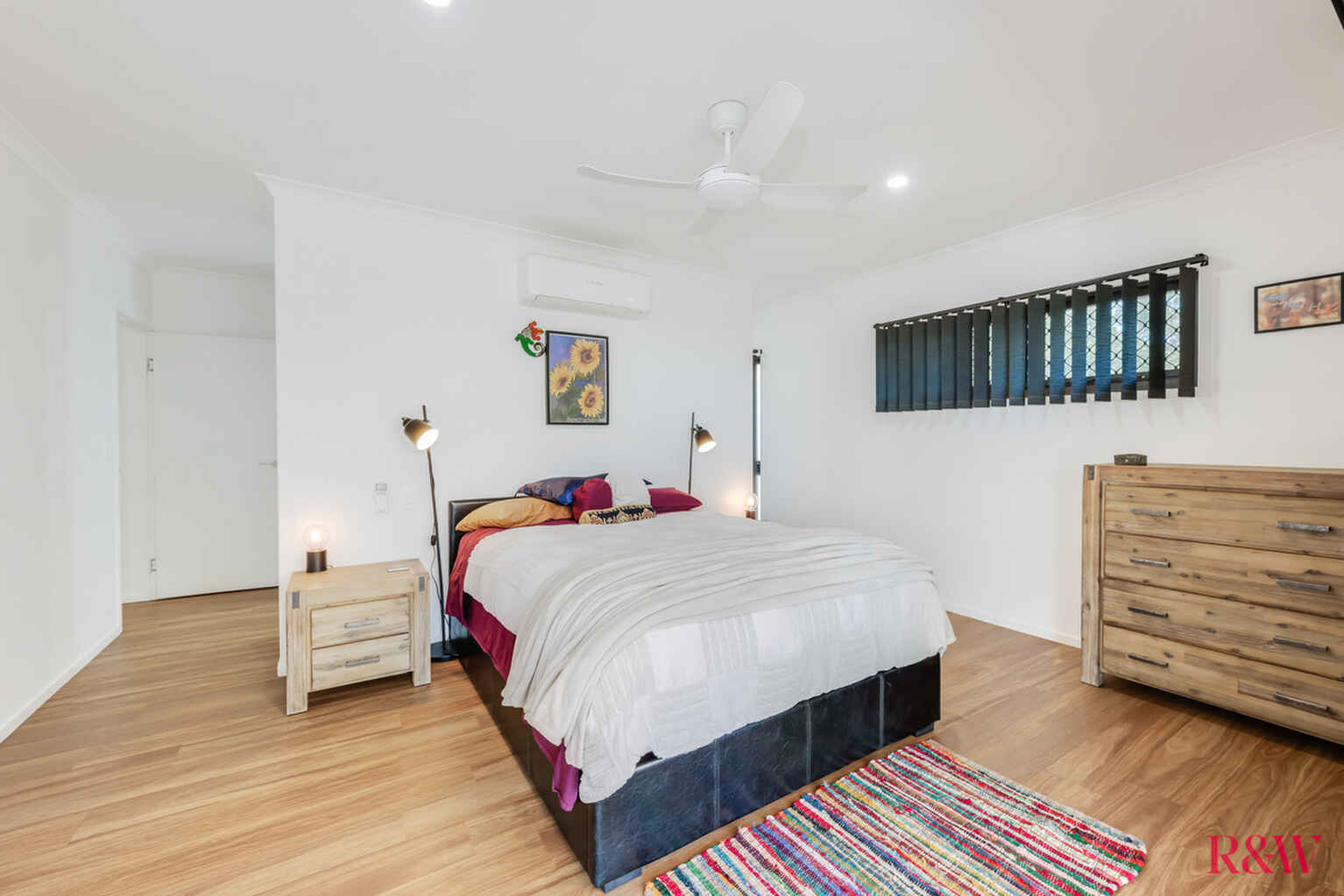262 Sylvan Drive Moore Park Beach