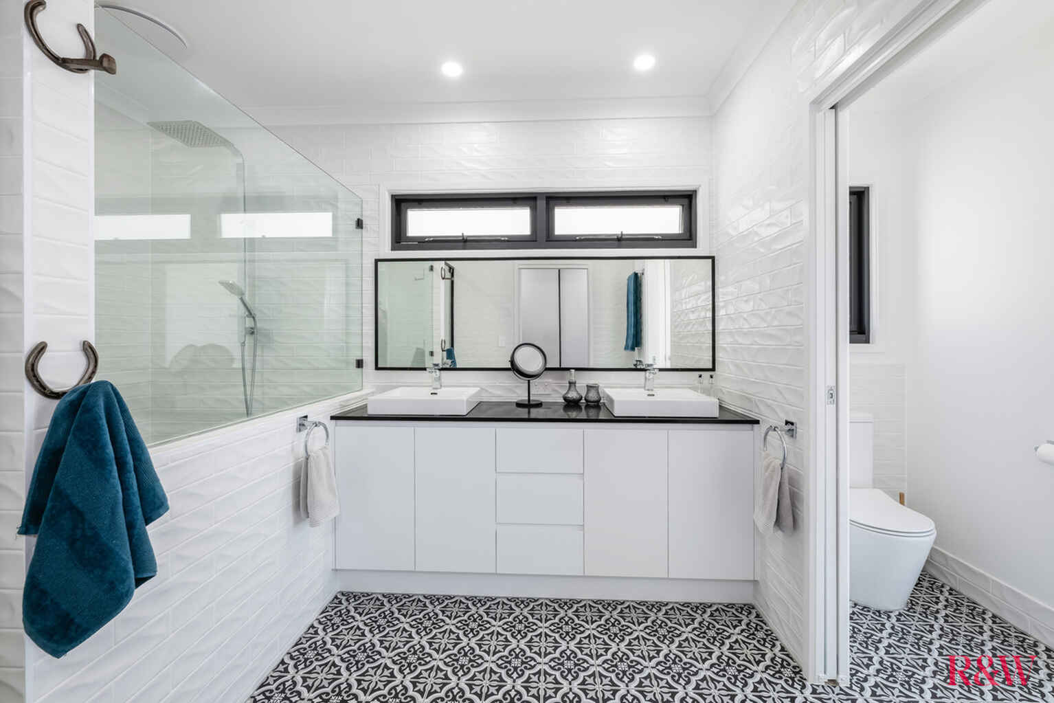 262 Sylvan Drive Moore Park Beach