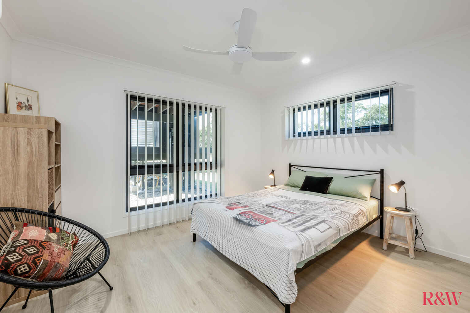 262 Sylvan Drive Moore Park Beach