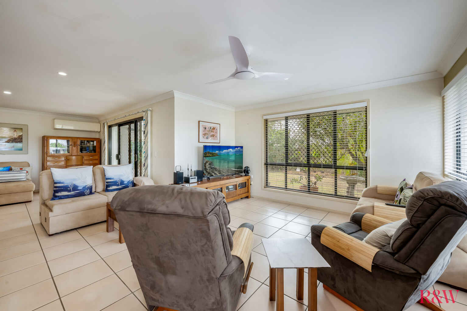 24 Solander Street Bargara
