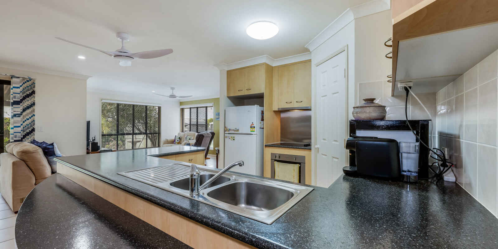 24 Solander Street Bargara