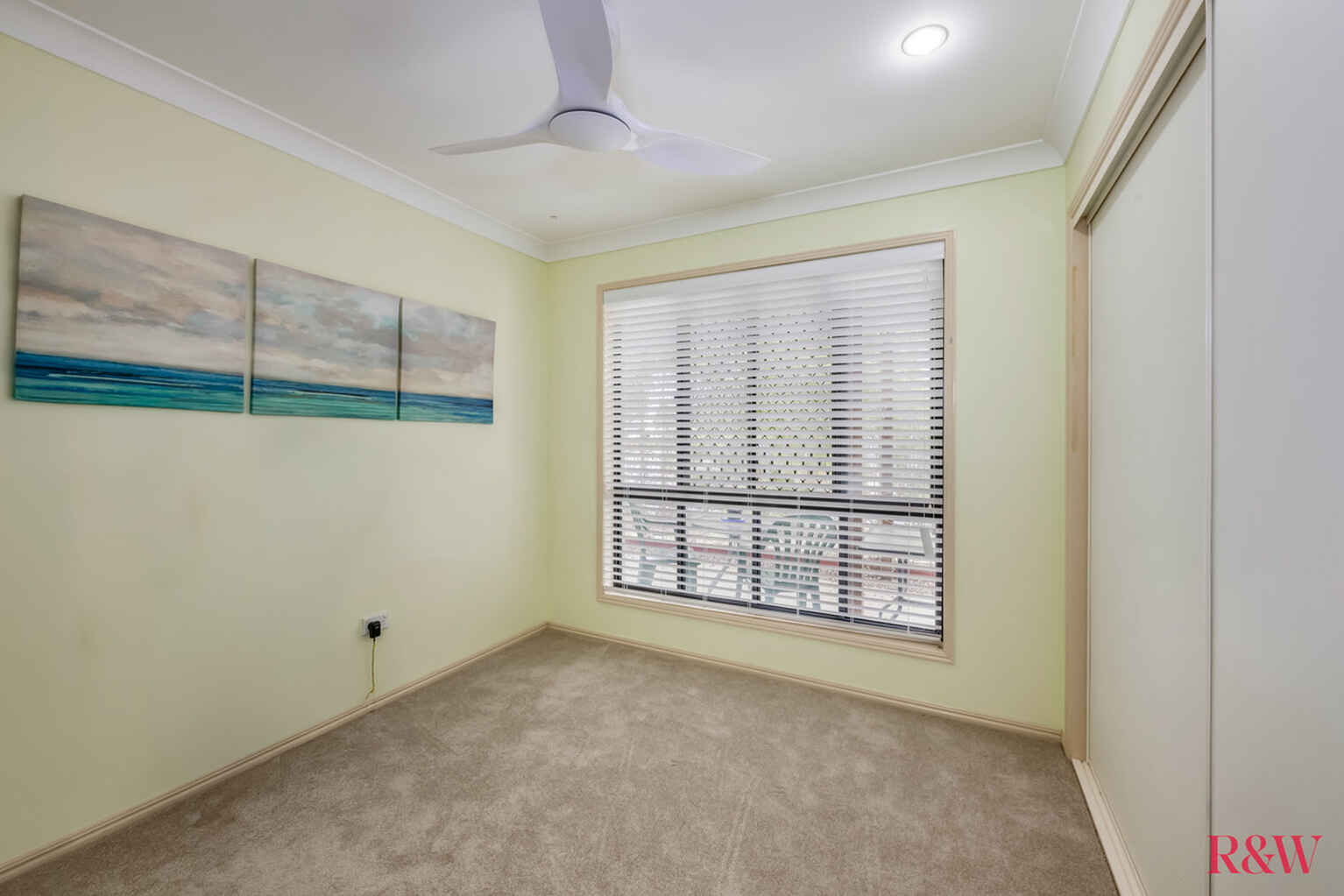 24 Solander Street Bargara