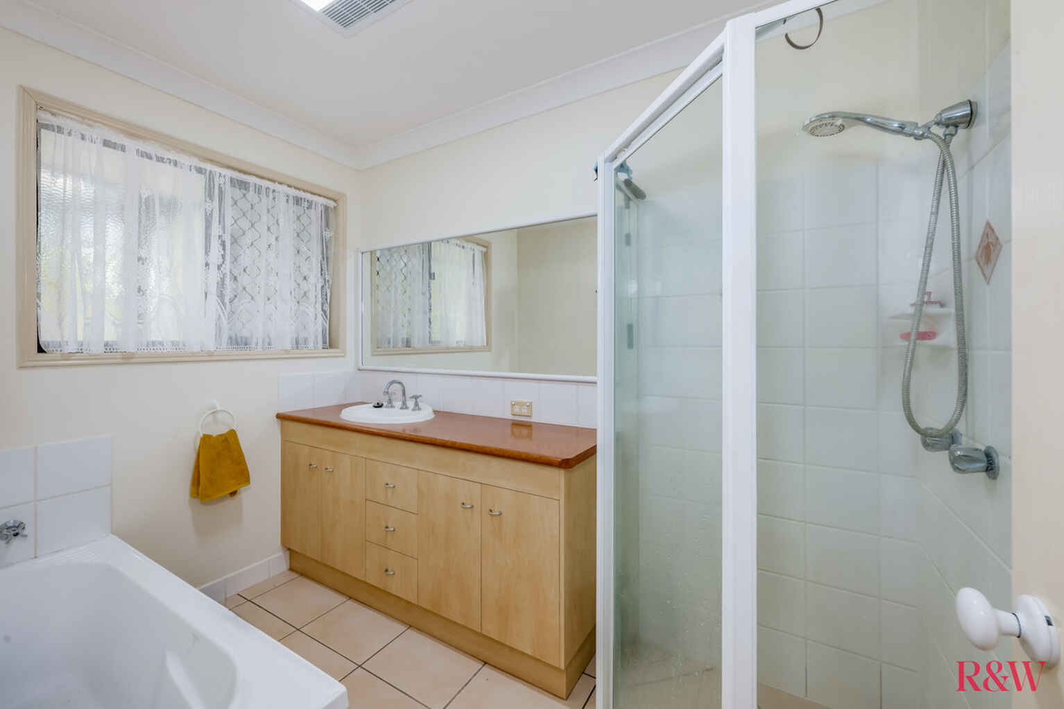 24 Solander Street Bargara