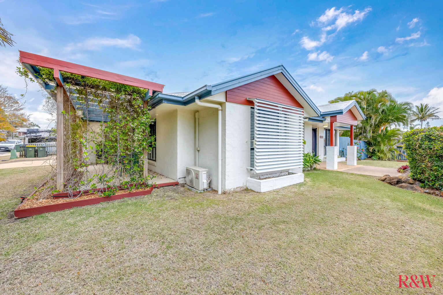 24 Solander Street Bargara