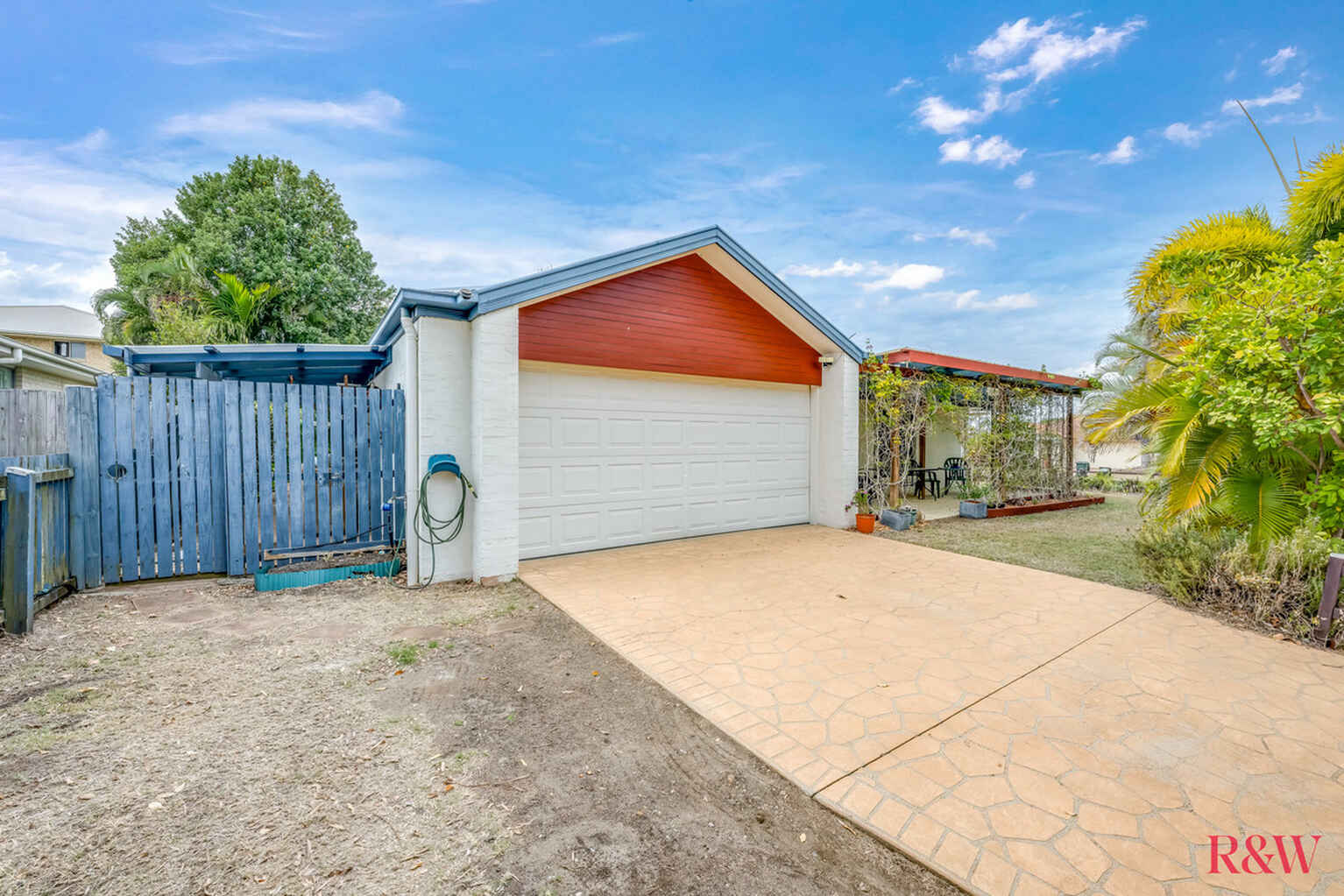 24 Solander Street Bargara