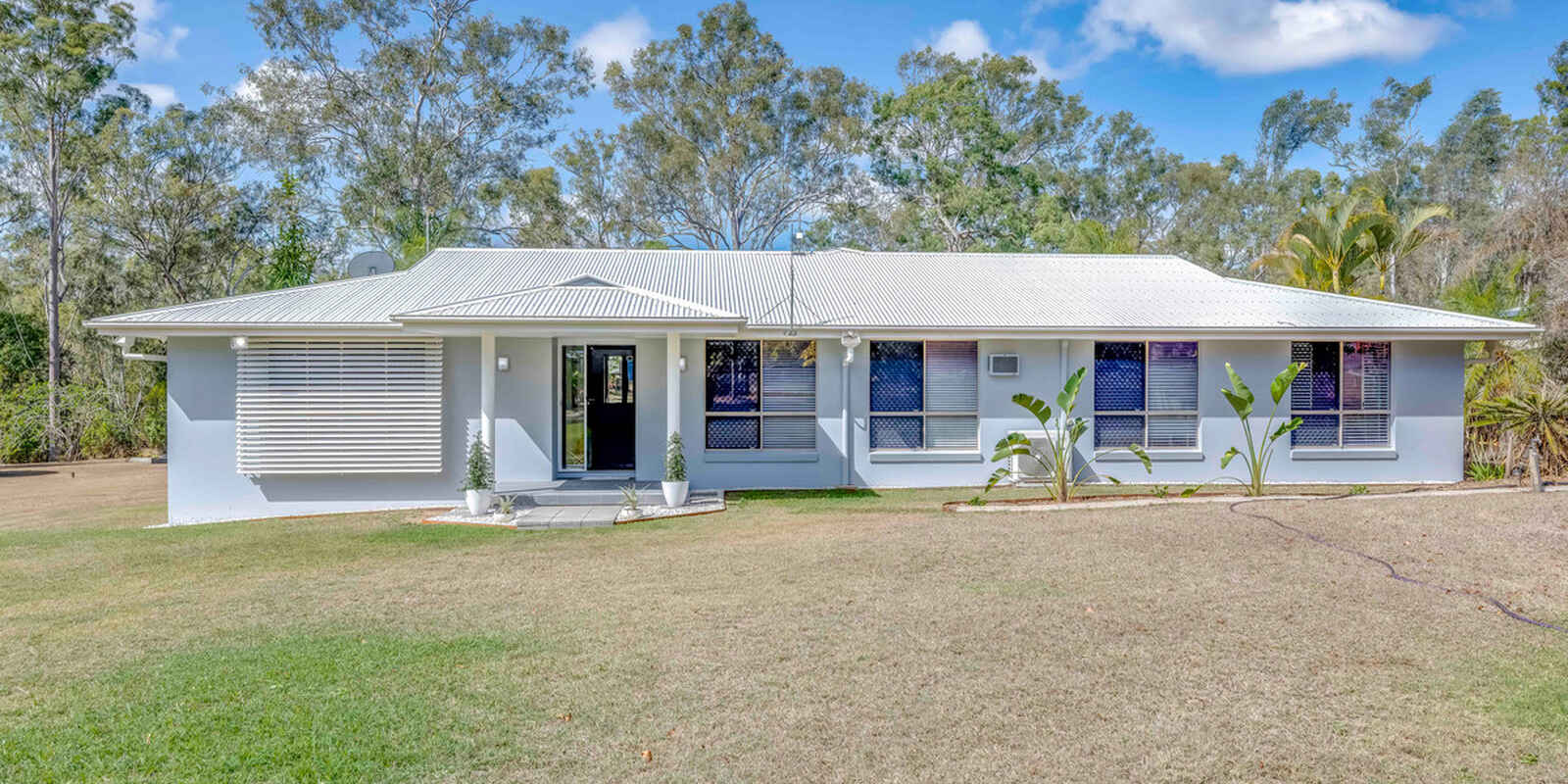 1 Narooma Drive Branyan 1 Narooma Drive Branyan